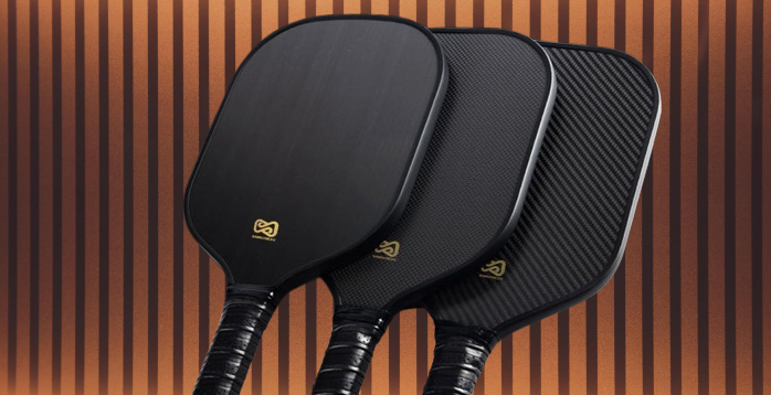carbon fiber pickleball paddle